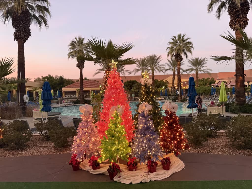 Palm Springs Weekend Guide: Renaissance Stay