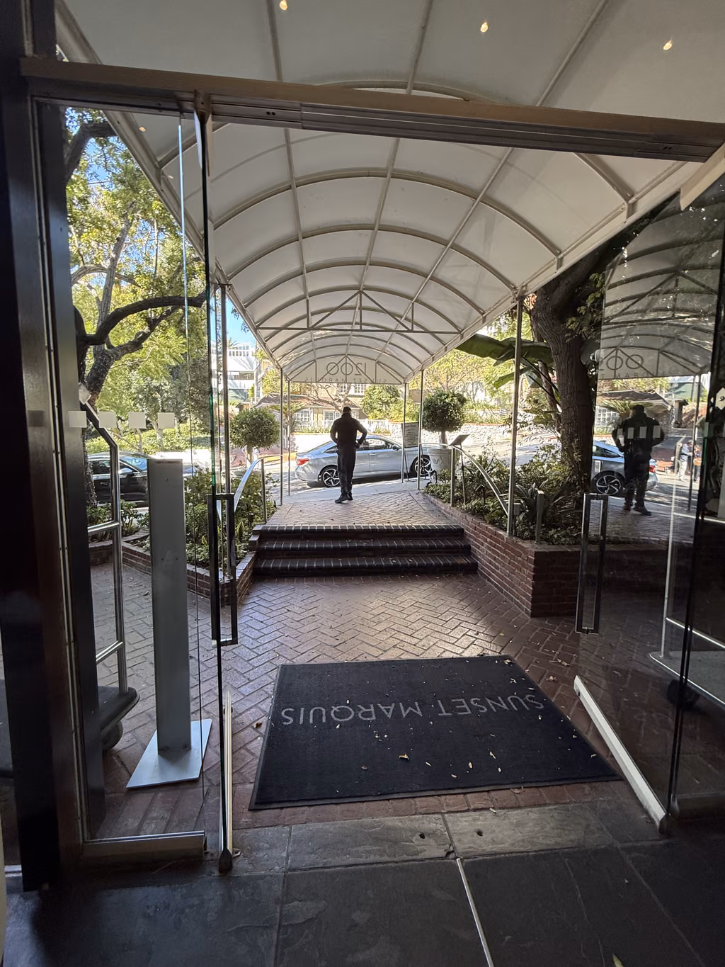 Step through the iconic glass doors of the Sunset Marquis and into West Hollywood style.
